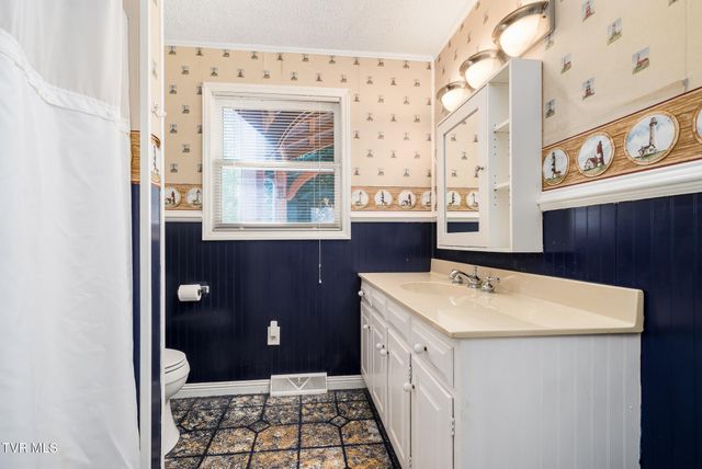 107 Beecham Lane, Johnson City, TN 37604