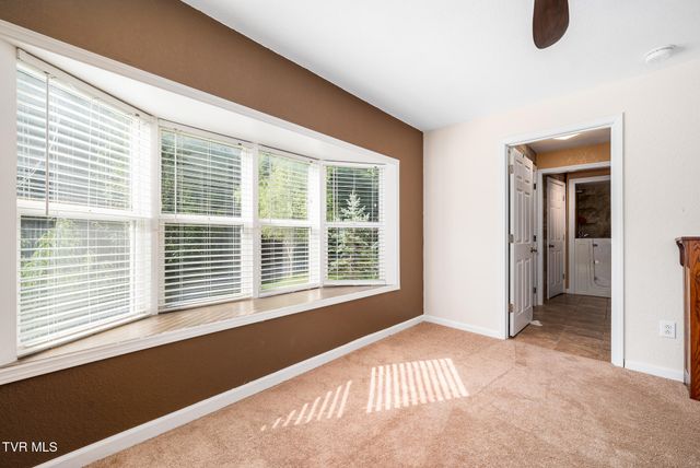 107 Beecham Lane, Johnson City, TN 37604