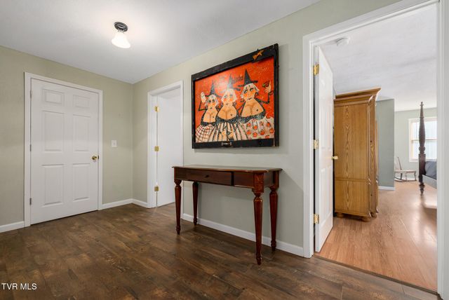 107 Beecham Lane, Johnson City, TN 37604