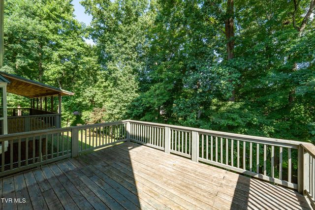 107 Beecham Lane, Johnson City, TN 37604
