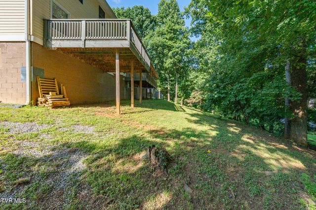 107 Beecham Lane, Johnson City, TN 37604