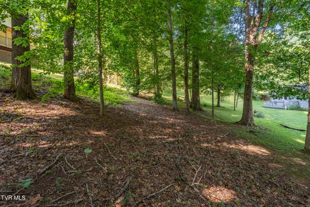 107 Beecham Lane, Johnson City, TN 37604
