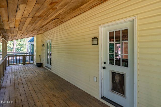 107 Beecham Lane, Johnson City, TN 37604