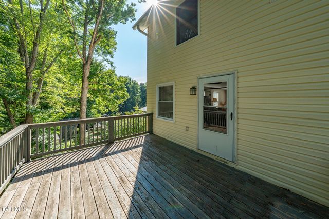 107 Beecham Lane, Johnson City, TN 37604