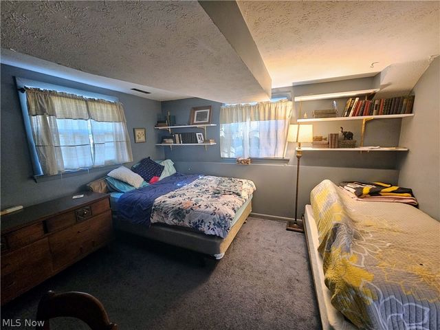 214 Cherry Lane, Avon Lake, OH 44012