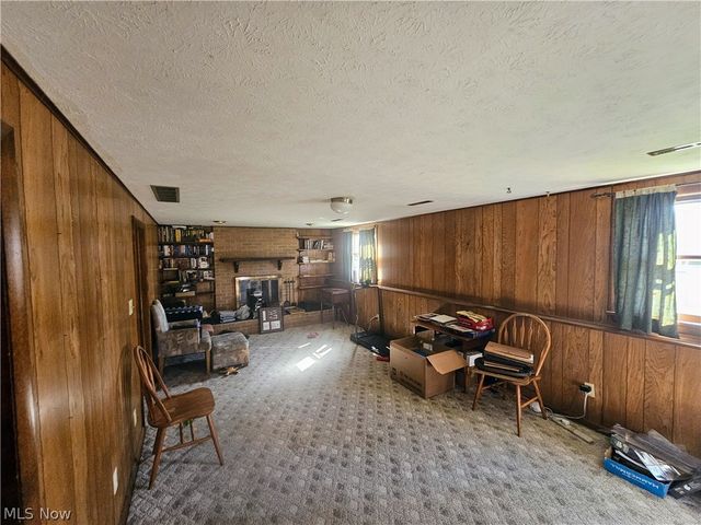 214 Cherry Lane, Avon Lake, OH 44012