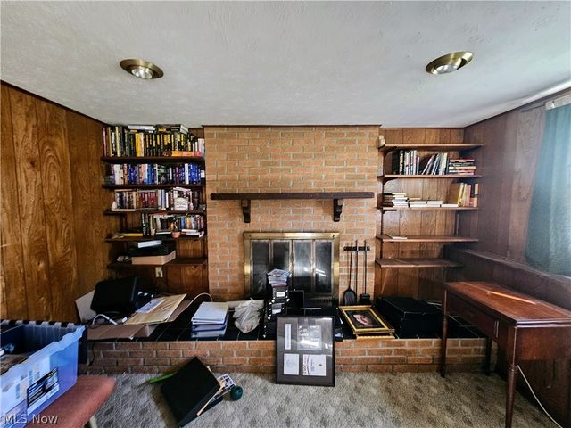 214 Cherry Lane, Avon Lake, OH 44012