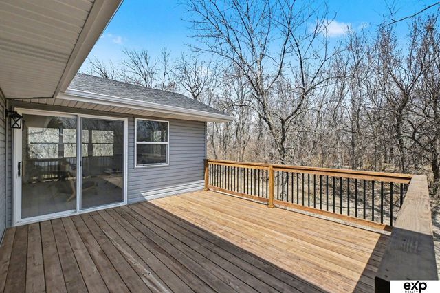 21011 Treasure Island Road, Plattsmouth, NE 68048