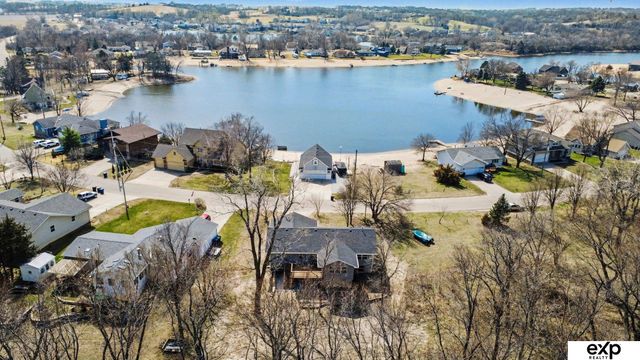 21011 Treasure Island Road, Plattsmouth, NE 68048