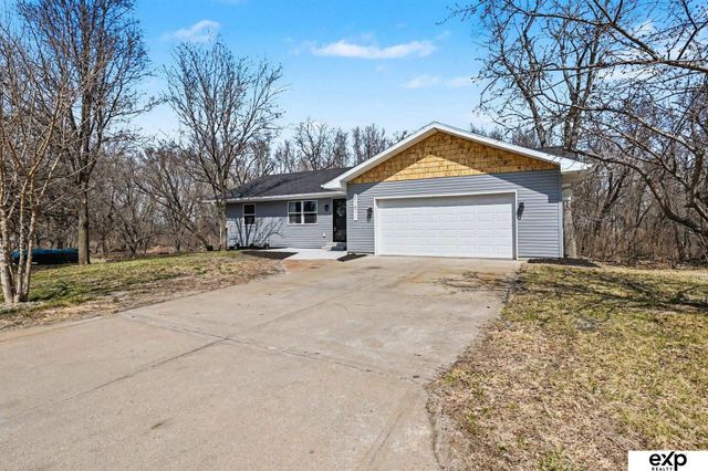21011 Treasure Island Road, Plattsmouth, NE 68048