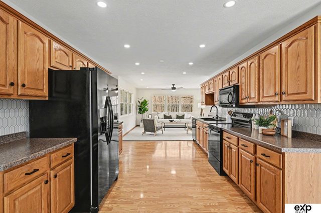 21011 Treasure Island Road, Plattsmouth, NE 68048