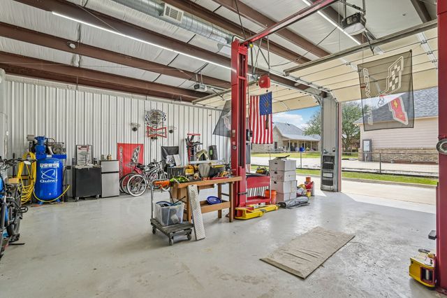 7793 Country View Lane, Sanger, TX 76266