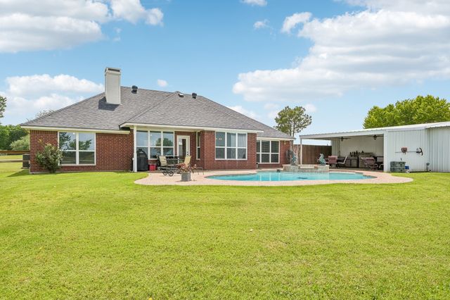 7793 Country View Lane, Sanger, TX 76266