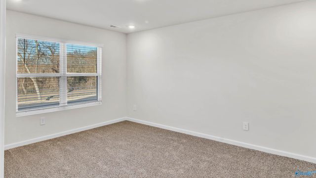 377 Jackson Point Circle A, Huntsville, AL 35811