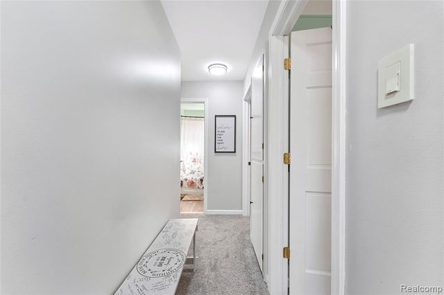 18055 Hinton Street, Riverview, MI 48193