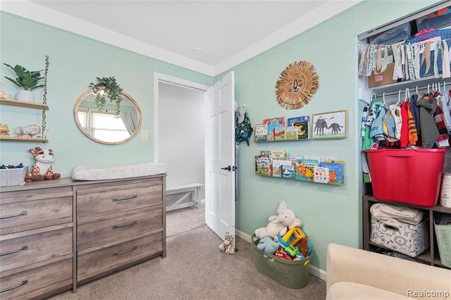 18055 Hinton Street, Riverview, MI 48193