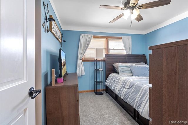 18055 Hinton Street, Riverview, MI 48193