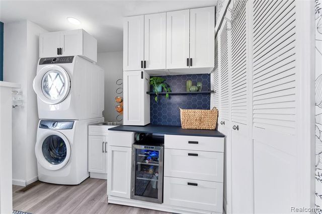 18055 Hinton Street, Riverview, MI 48193