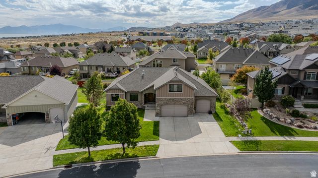 161 W SWEETBRIAR LN, Saratoga Springs, UT 84045