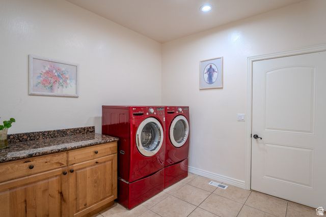 161 W SWEETBRIAR LN, Saratoga Springs, UT 84045