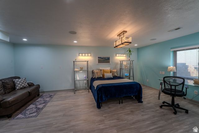 161 W SWEETBRIAR LN, Saratoga Springs, UT 84045