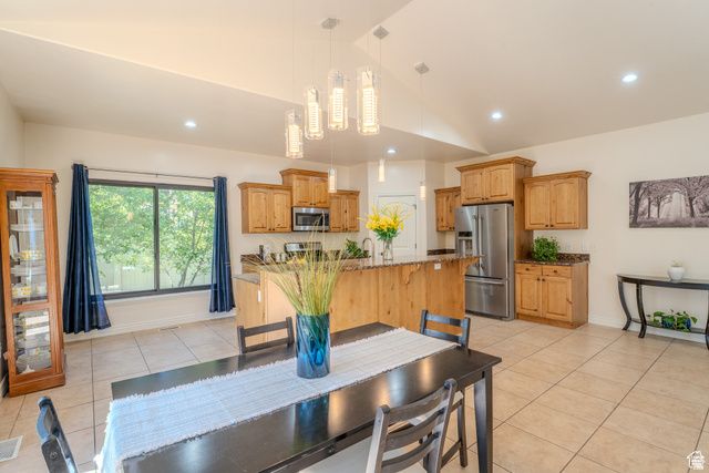 161 W SWEETBRIAR LN, Saratoga Springs, UT 84045