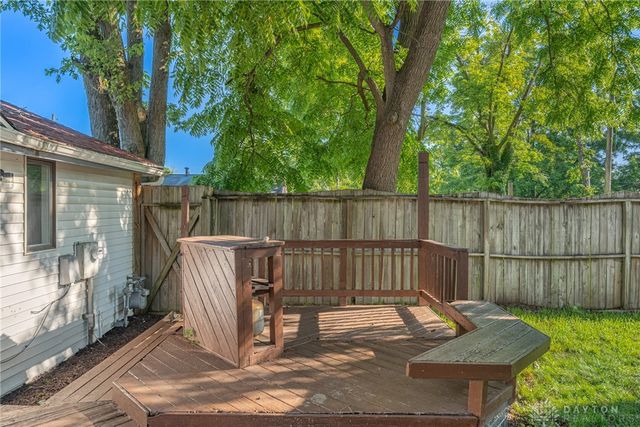2608 West Avenue, Kettering, OH 45419