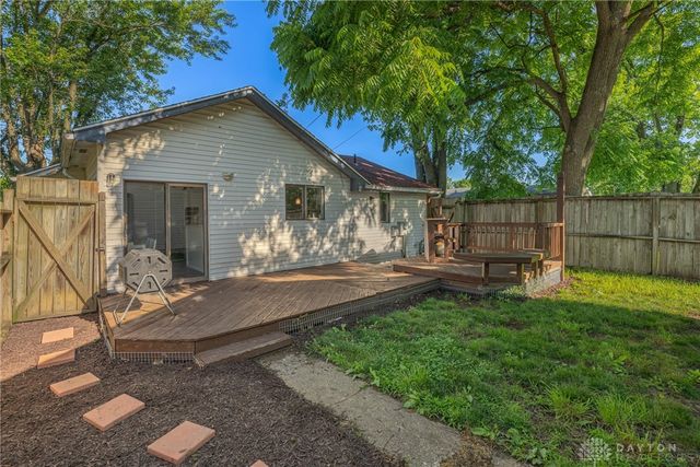 2608 West Avenue, Kettering, OH 45419