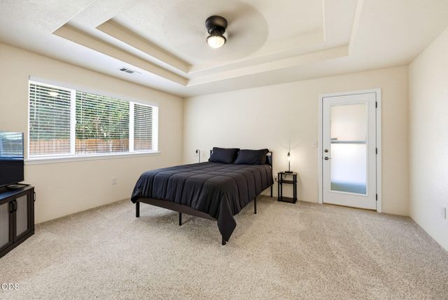 155 Glenwood Drive, Eagle Point, OR 97524
