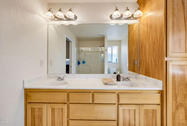 155 Glenwood Drive, Eagle Point, OR 97524