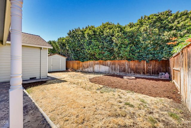 155 Glenwood Drive, Eagle Point, OR 97524
