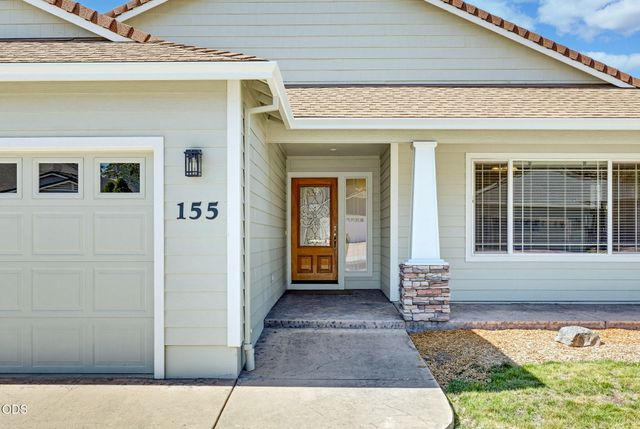 155 Glenwood Drive, Eagle Point, OR 97524