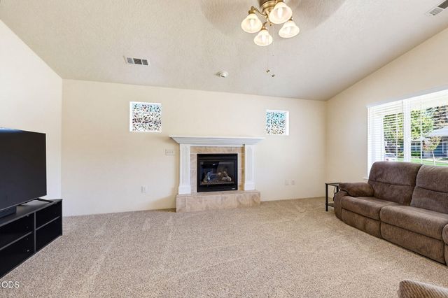 155 Glenwood Drive, Eagle Point, OR 97524