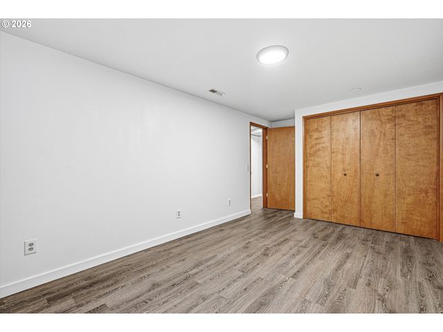 12802 Se KNAPP St, Portland, OR 97236