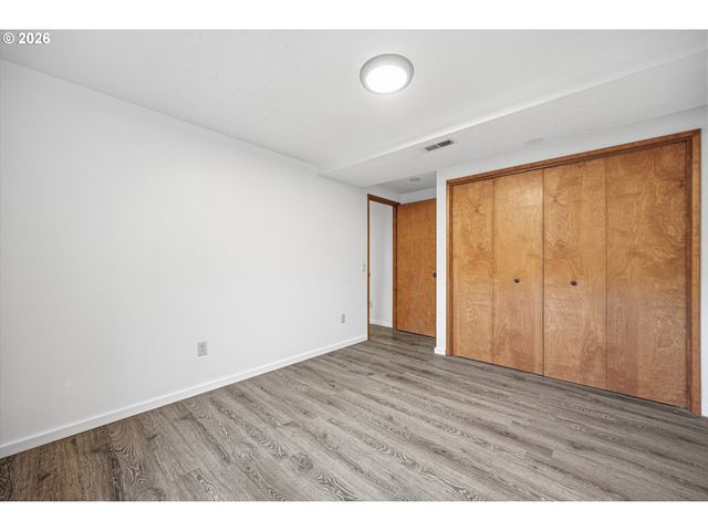 12802 Se KNAPP St, Portland, OR 97236