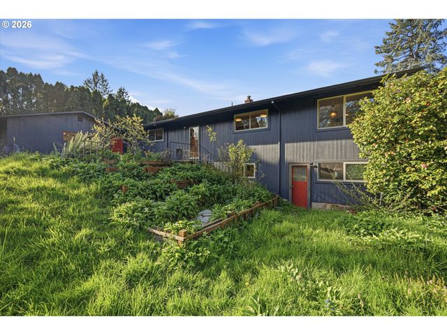 12802 Se KNAPP St, Portland, OR 97236