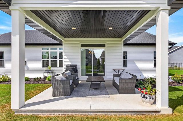 2149 CAROLINE COURT, Neenah, WI 54956