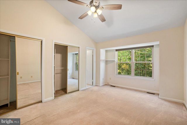 8316 LINDEN OAKS CT, Lorton, VA 22079