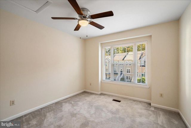 8316 LINDEN OAKS CT, Lorton, VA 22079