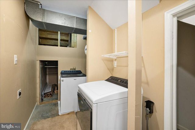 8316 LINDEN OAKS CT, Lorton, VA 22079