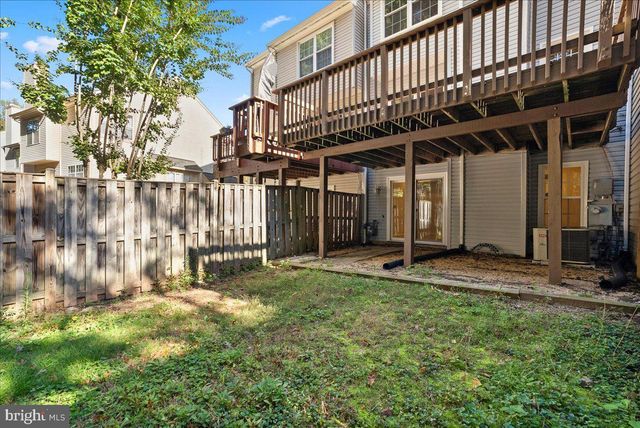 8316 LINDEN OAKS CT, Lorton, VA 22079