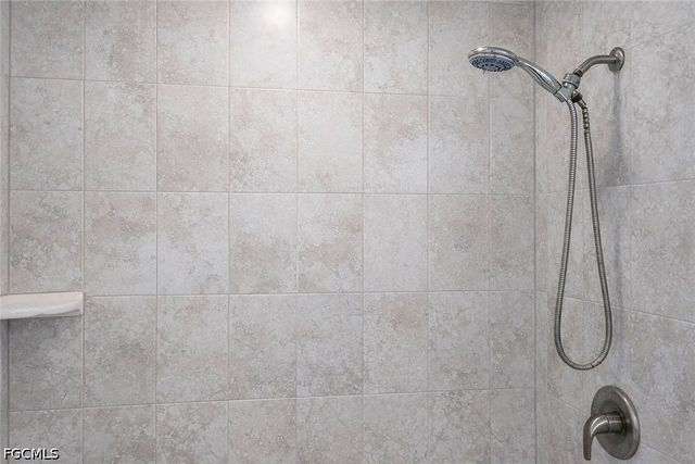 2600 NW 4th AVE, Cape Coral, FL 33993