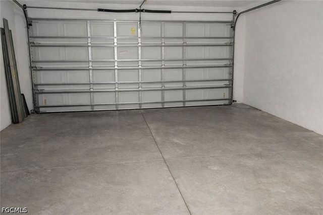 2600 NW 4th AVE, Cape Coral, FL 33993