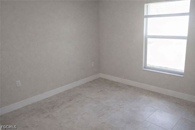 2600 NW 4th AVE, Cape Coral, FL 33993