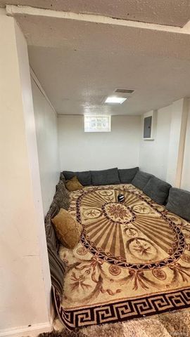 7308 Winthrop Street, Detroit, MI 48228