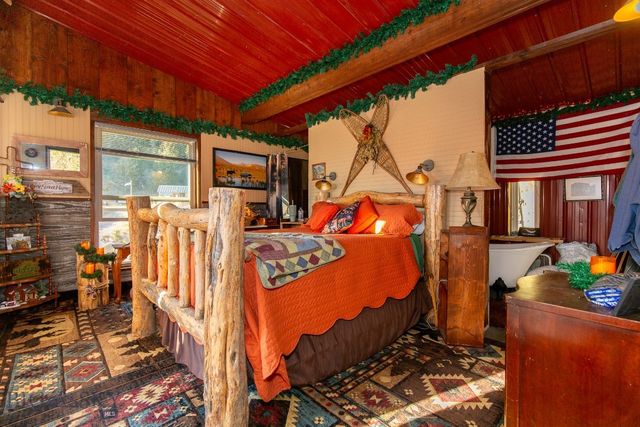 576 Wisconsin Creek Road, Sheridan, MT 59749