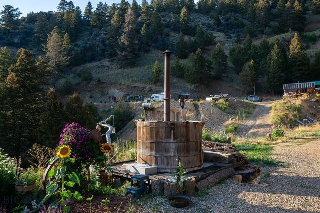576 Wisconsin Creek Road, Sheridan, MT 59749