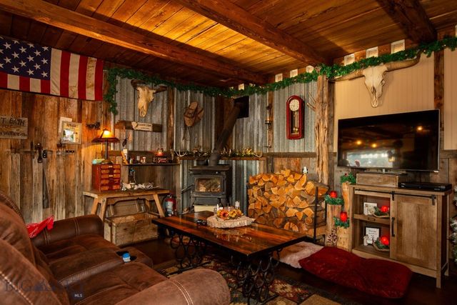 576 Wisconsin Creek Road, Sheridan, MT 59749