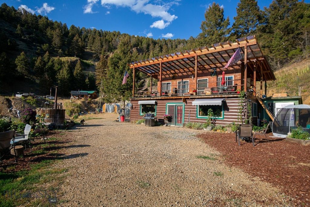 576 Wisconsin Creek Road, Sheridan, MT 59749