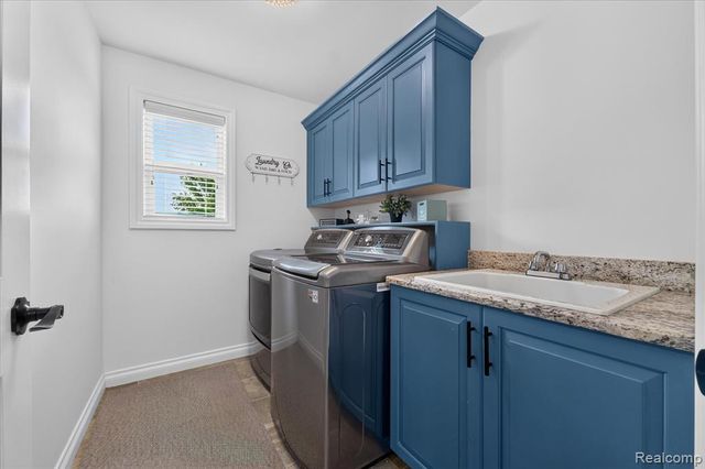 18735 Newport, Macomb, MI 48042
